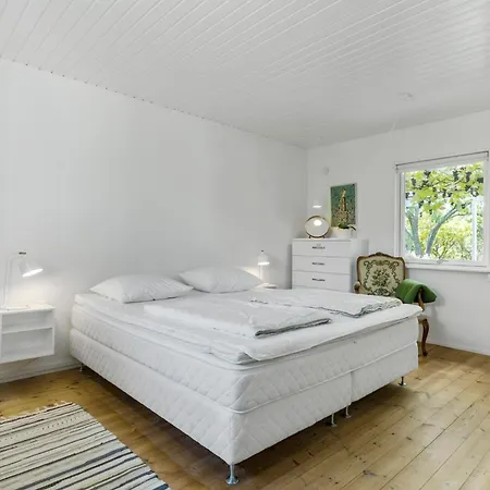 3 Bedroom Lovely Home In Vejby